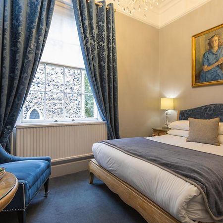 Blue Boar Hotel Молдон Екстер'єр фото