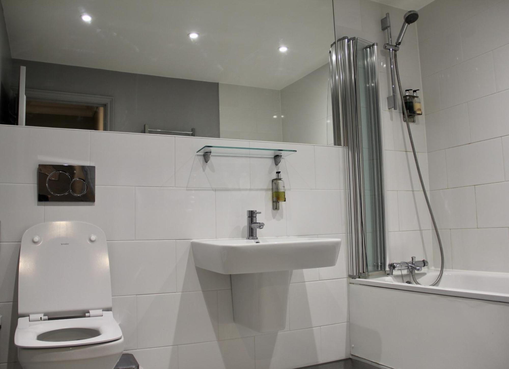 Blue Boar Hotel Молдон Номер фото